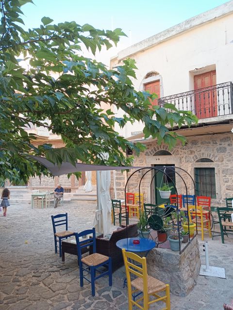 Chios : Welcome Concierge Coffee Break With a Local - Local Insights