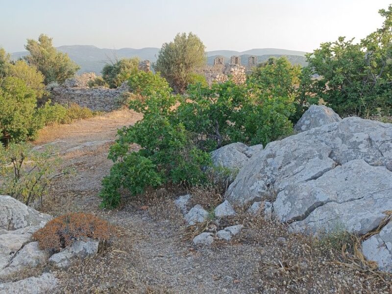 Chios:Armolia Castle Hiking Tour - Tour Inclusions