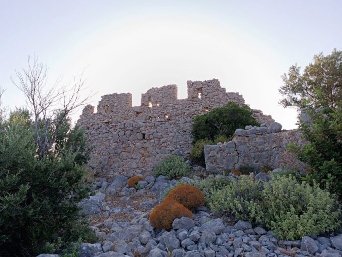 Chios:Armolia Castle Hiking Tour - Health Requirements
