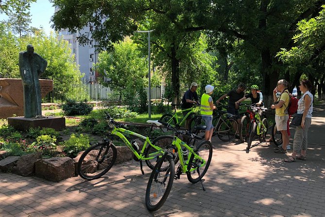 Chisinau Half-Day Private Tour by Bike With Local Guide - Tour Inclusions and Exclusions