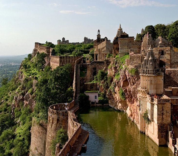 Chittorgarh: Private Day Tour With Lunch - Tour Overview