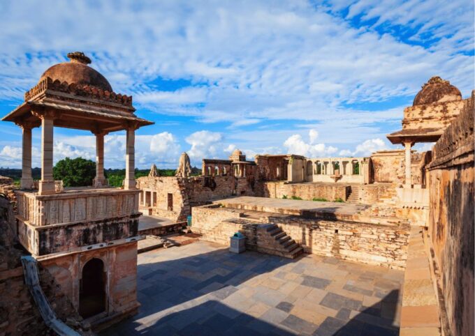 Chittorgarh Trails (Guided Full Day Tour From Udaipur) - Shri Digamber Jain Adinath Temple