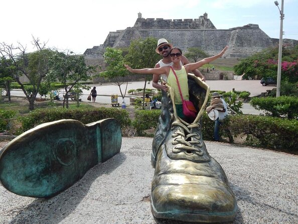 Chiva Disco and Rumba in Cartagena - Key Points