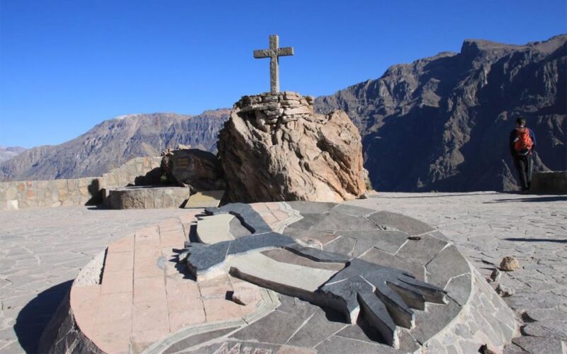 Chivay + the Viewpoint of the Colca Canyon |Condors| - Hotel Pick-up and Breakfast
