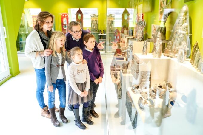 Choco-Story Brussels: Chocolate Museum Entrance With Tasting - Demonstration and Tasting Details