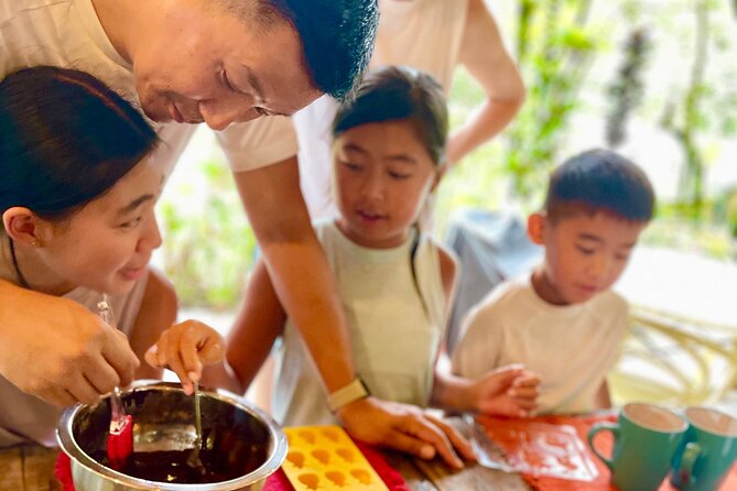 Chocolate Experience, Waterfall and Cultural Lunch in Local Home. - Key Points