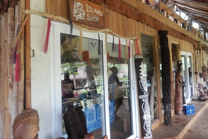 Chocolate Factory Combo Trip with Yumi Tours - An In-depth Look at the Blue Lagoon and Eden on the River