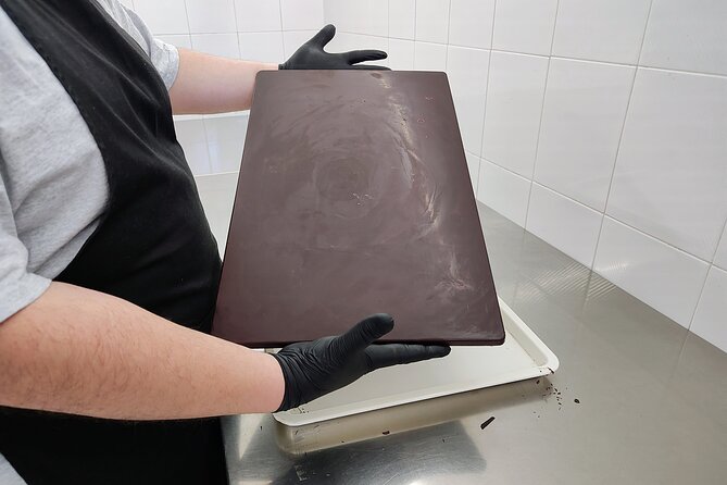 Chocolate Lesson in Modica for Small Groups - Accommodating Group Size and Accessibility