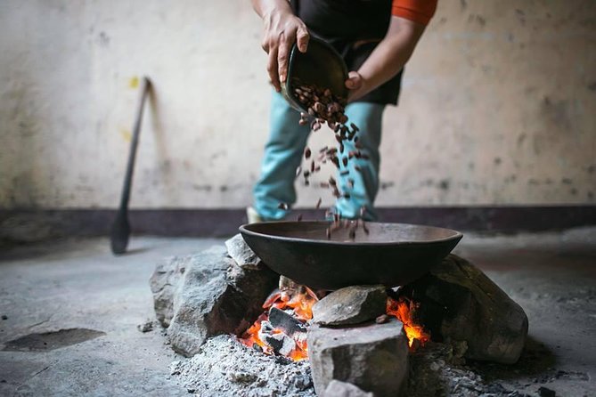 Chocolate Workshop in Granada City - Meeting and Pickup Information
