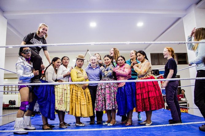 Cholitas Wrestling/Cholitas Luchadoras - A Culturally Immersive Adventure