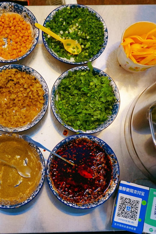 Chongqing: 4 Hour Walking Historical Local Food Tour - Key Points