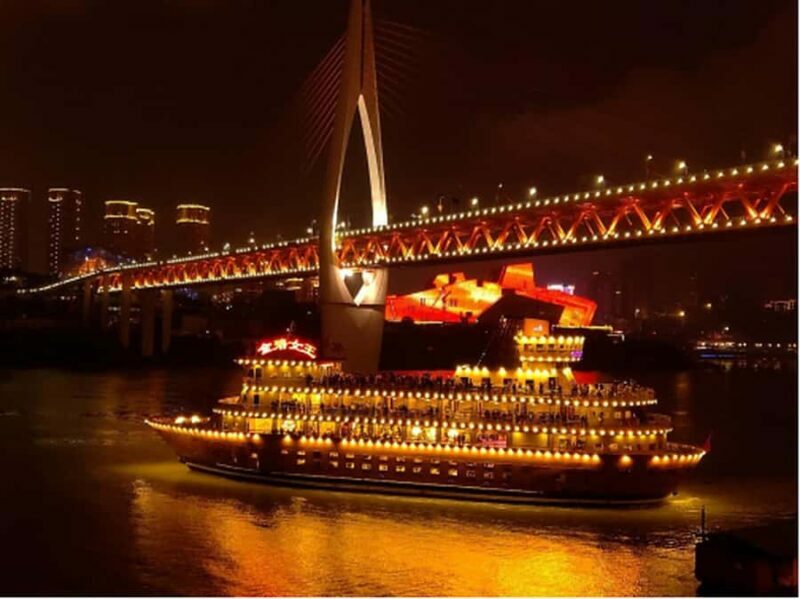 Chongqing: 50mins Night Yangzte Cruise update VIP class - A Closer Look at the Chongqing Night Cruise Experience