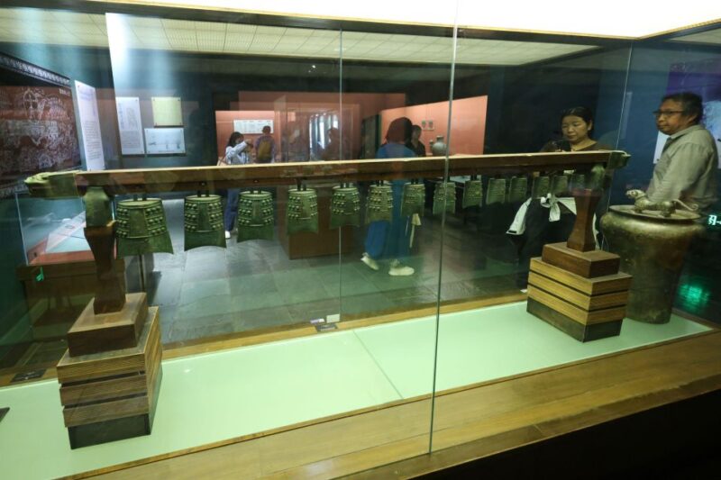 Chongqing: City Highlights Guided Private Tour With Lunch - Itinerary Highlights