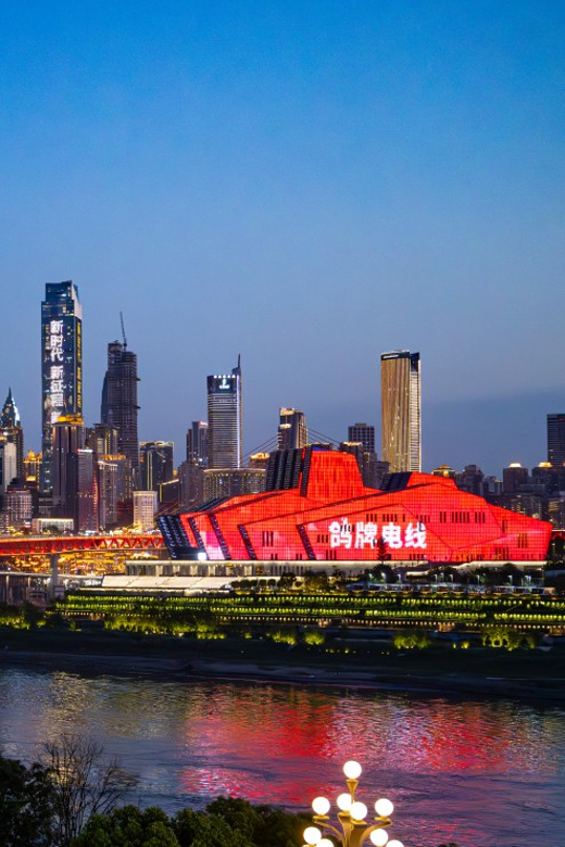 Chongqing: Fireworks Night Chongqing City Walk - Key Attractions Exploration