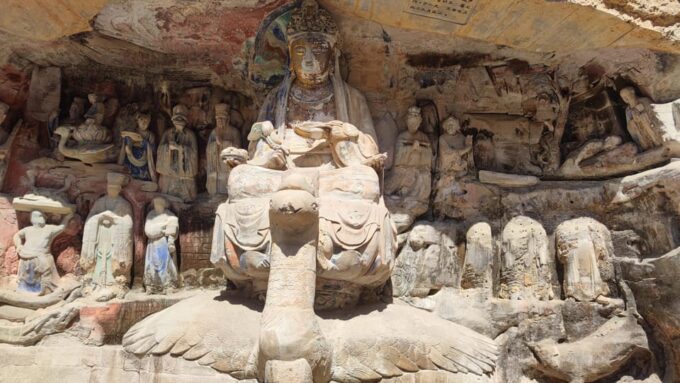 Chongqing: Highlights of Dazu Rock Carvings Day Trip - Inclusions and Services Provided