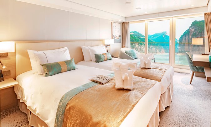 Chongqing to Yichang: 3-Night Luxury CENTURY GLORY Yangtze River Cruise Tour - Meeting and Pickup Details