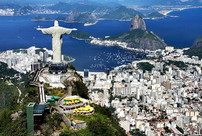 Christ Redeemer Skip the Line by Train, Maracanã With Lunch and Sugar Loaf - Highlights of the Itinerary