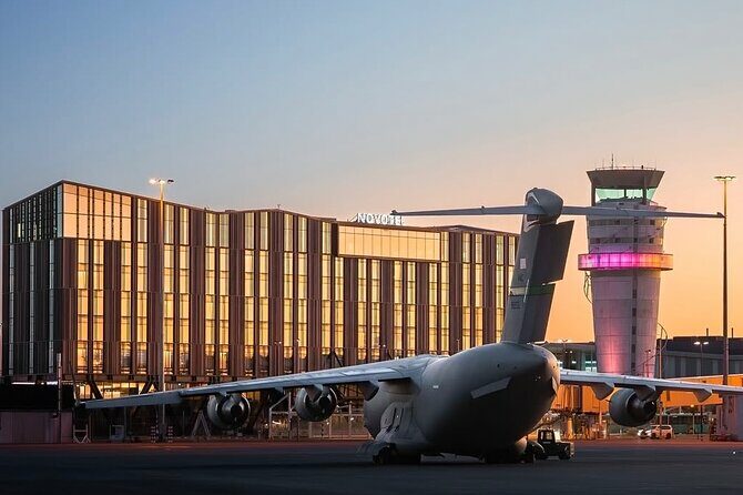 Christchurch INTL Airport Car Transfer to City max 4 persons - Booking in Advance and Flexibility