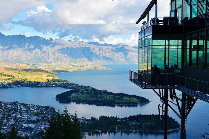 Christchurch to Queenstown via Mount Cook & Tekapo (Private Tour) - Luxury Transportation and Professional Guide