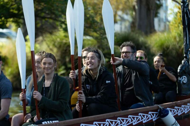 Christchurch: Waka Paddling Experience on the Avon River - An Honest Look at the Waka Paddling Experience