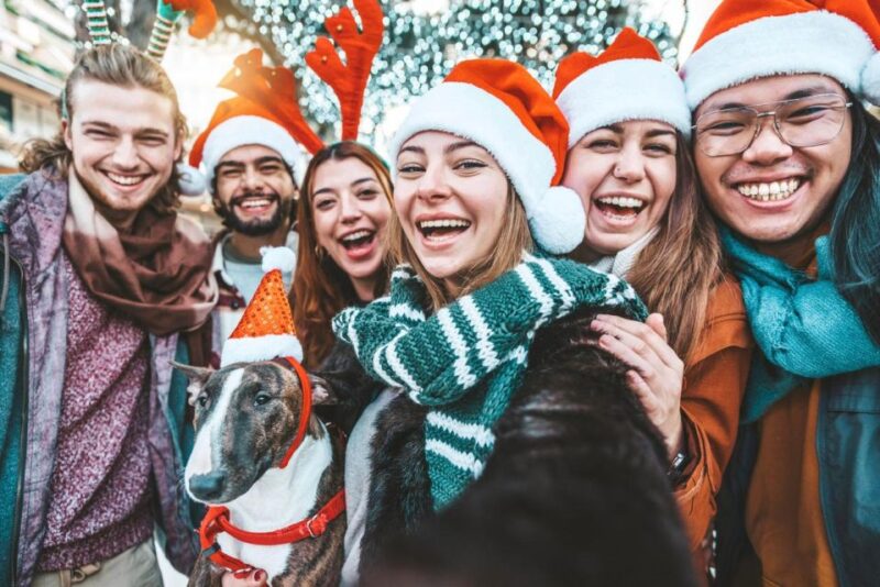 Christmas Charms of Manchester – Private Walking Tour - Itinerary