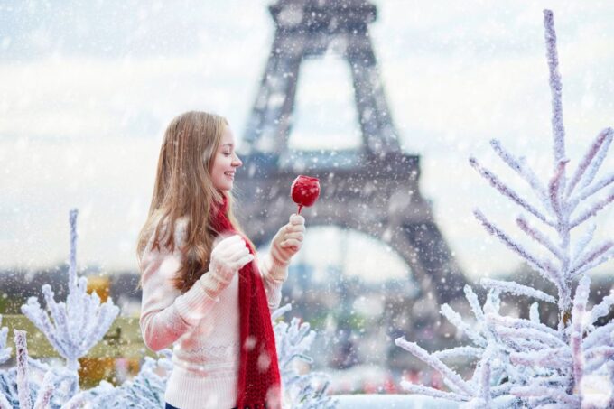 Christmas Exploration of Paris Walking Tour - Exploring Decorated Spots