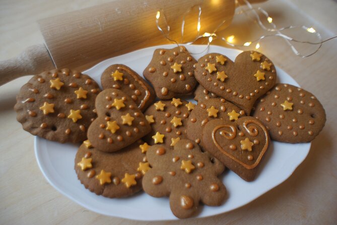 Christmas Gingerbread Cookies Baking and Decorating Workshop - Gingerbread Cookie Preparation