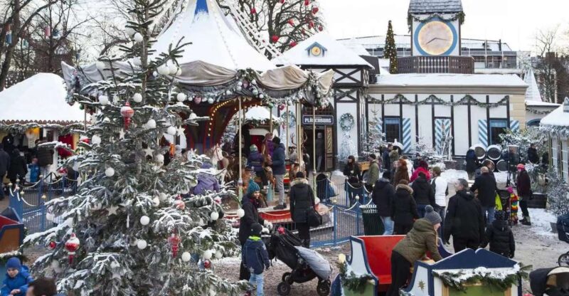 Christmas Journey in Aarhus - Walking Tour - What to Bring