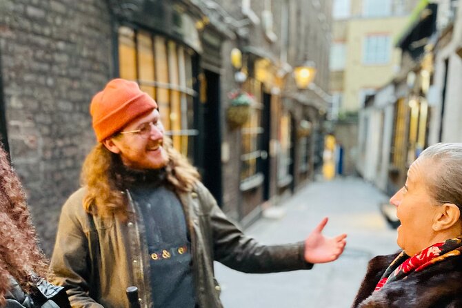 Christmas Lights and Markets Guided Walking Tour With Mulled Wine - Relaxing Stroll