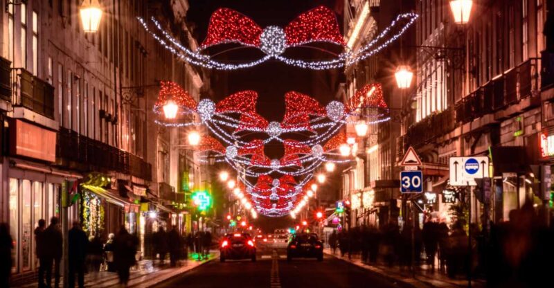 Christmas Lights Creative Photography in Lisbon - Key Points