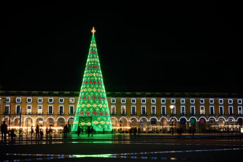 Christmas Lights Creative Photography in Lisbon - Tour Highlights