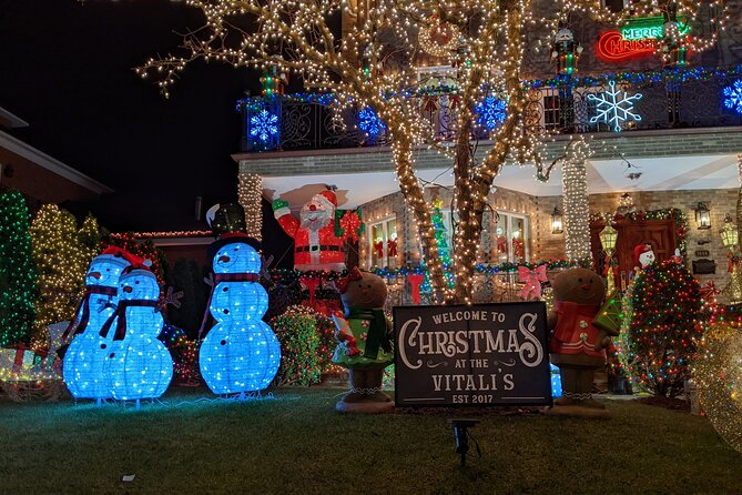 Christmas Lights Tour - Meeting and Pickup