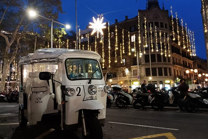 Christmas Lights Tour of Barcelona in Private Eco Tuk Tuk - Flexible Cancellation Policy