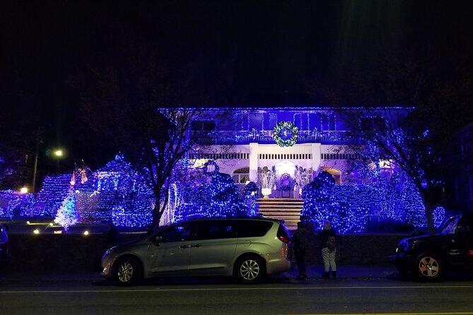 Christmas Lights Tour of Dyker Heights Brooklyn - Key Points