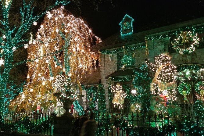 Christmas Lights Tour of Dyker Heights Brooklyn - Meeting Point and Transportation