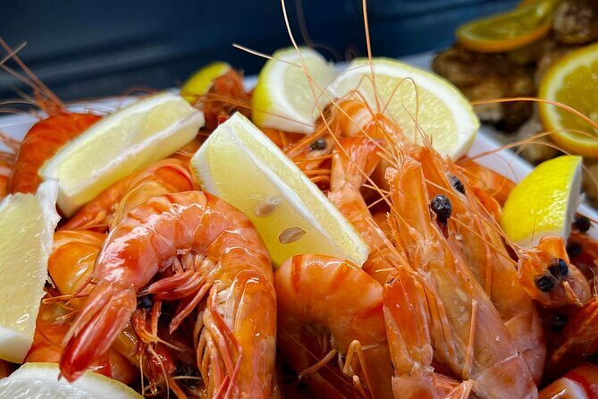 Christmas Lunch Cruise on Newcastle Harbour - An In-Depth Look at the Experience