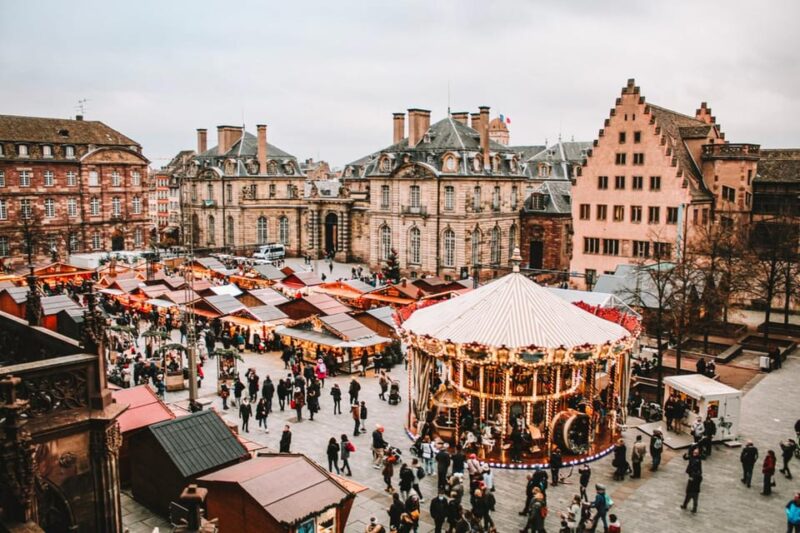 Christmas Magic: A Guided Walking Tour in Strasbourg - Navigating the Iconic Squares