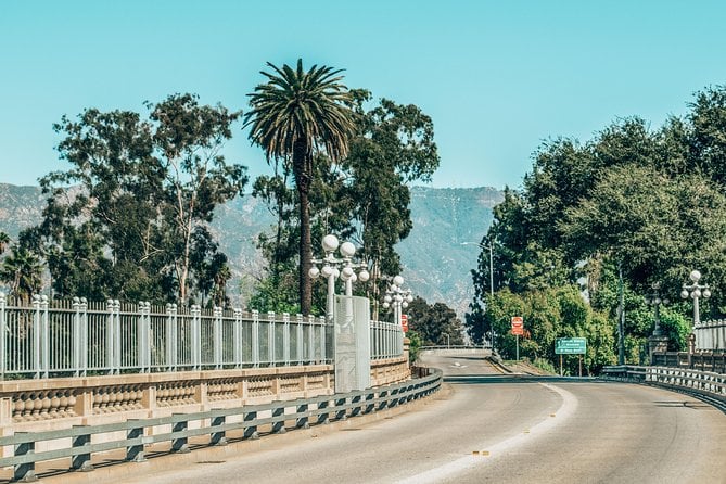 Christmas Market in Americana or Charming Old Pasadena - Private Photo Tour - Customizable Itinerary Options