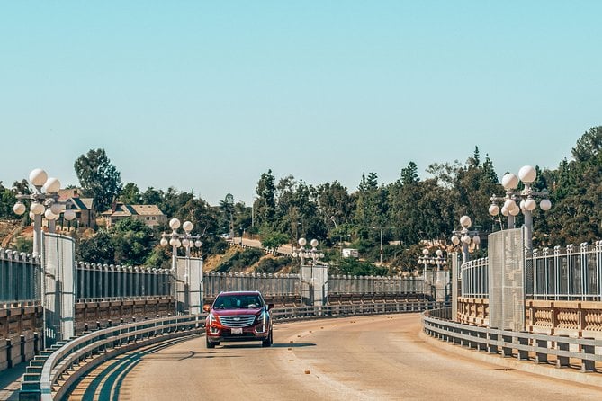 Christmas Market in Americana or Charming Old Pasadena - Private Photo Tour - Frequently Asked Questions