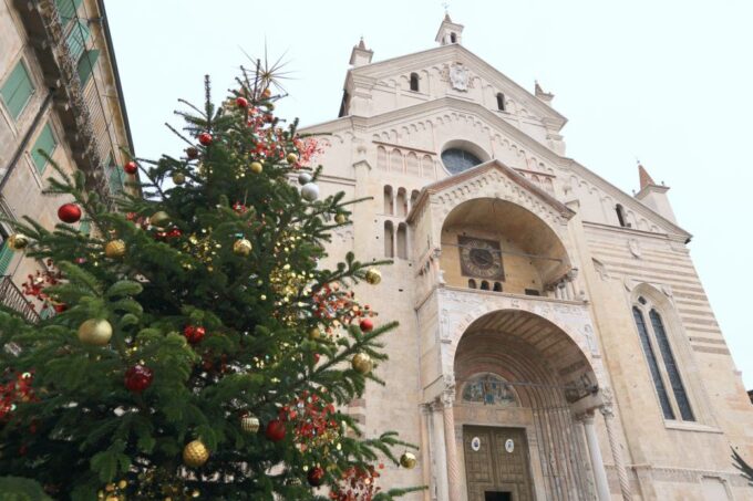 Christmas Sparks in Verona Walking Tour - Meeting Point