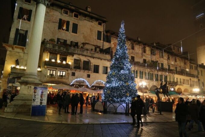 Christmas Sparks in Verona Walking Tour - Cancellation Policy