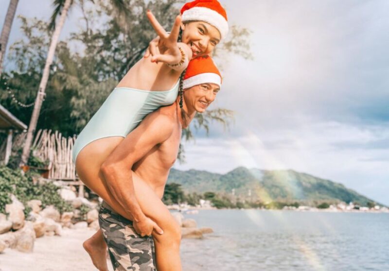 Christmas Tales in Honolulu – Walking Tour - Aliiolani Hale Tour