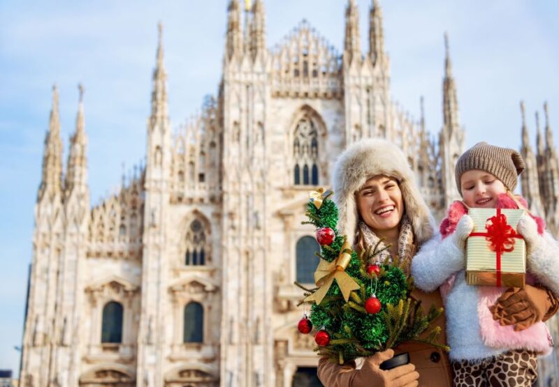 Christmas Time in Milan Walking Tour - Festive Market and Customs