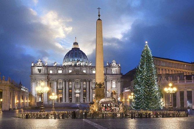 Christmas Walking Tour in Rome - Holiday Atmosphere and Decorations