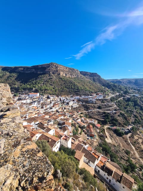Chulilla Tour With Hanging Bridges, Castle, Charco Azul - Key Points
