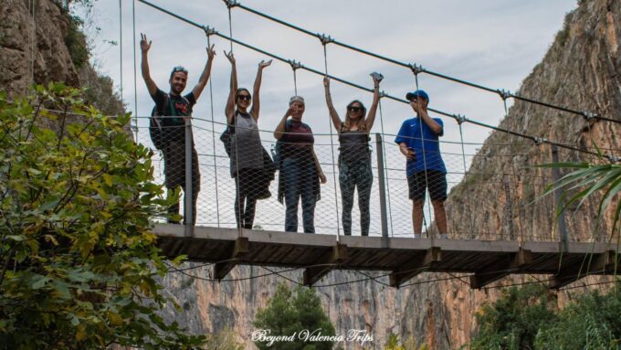 Chulilla: Turia Canyon, Charco Azul, Hanging Bridges... - Discovering Chulilla Village