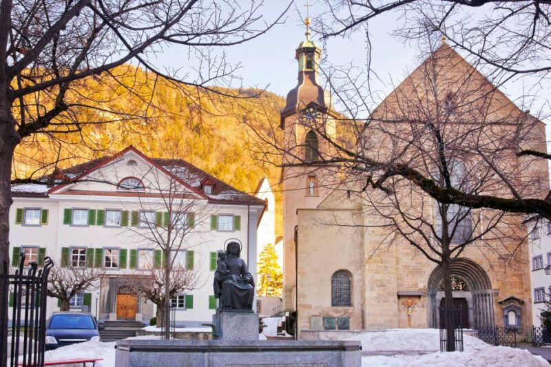 Chur: Express Walk With a Local in 90 Minutes - Visit the Bischöfliches Schloss