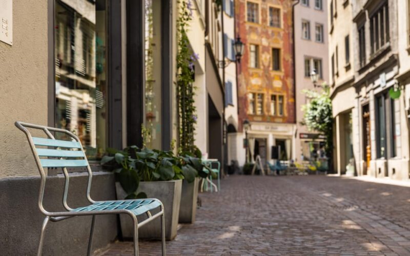 Chur Old Town Tour: Discover 11,000 Years of History - Key Points