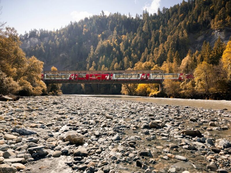 Chur/St. Moritz: Glacier Express Between Chur and St. Moritz - Booking and Payment Options