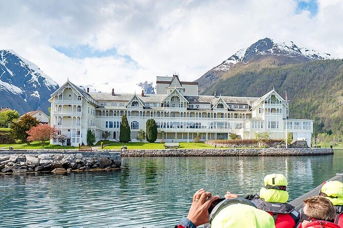 Cidery Day Tour With a Fjord Cruise From Vossevangen - Accessibility and Inclusivity of the Tour
